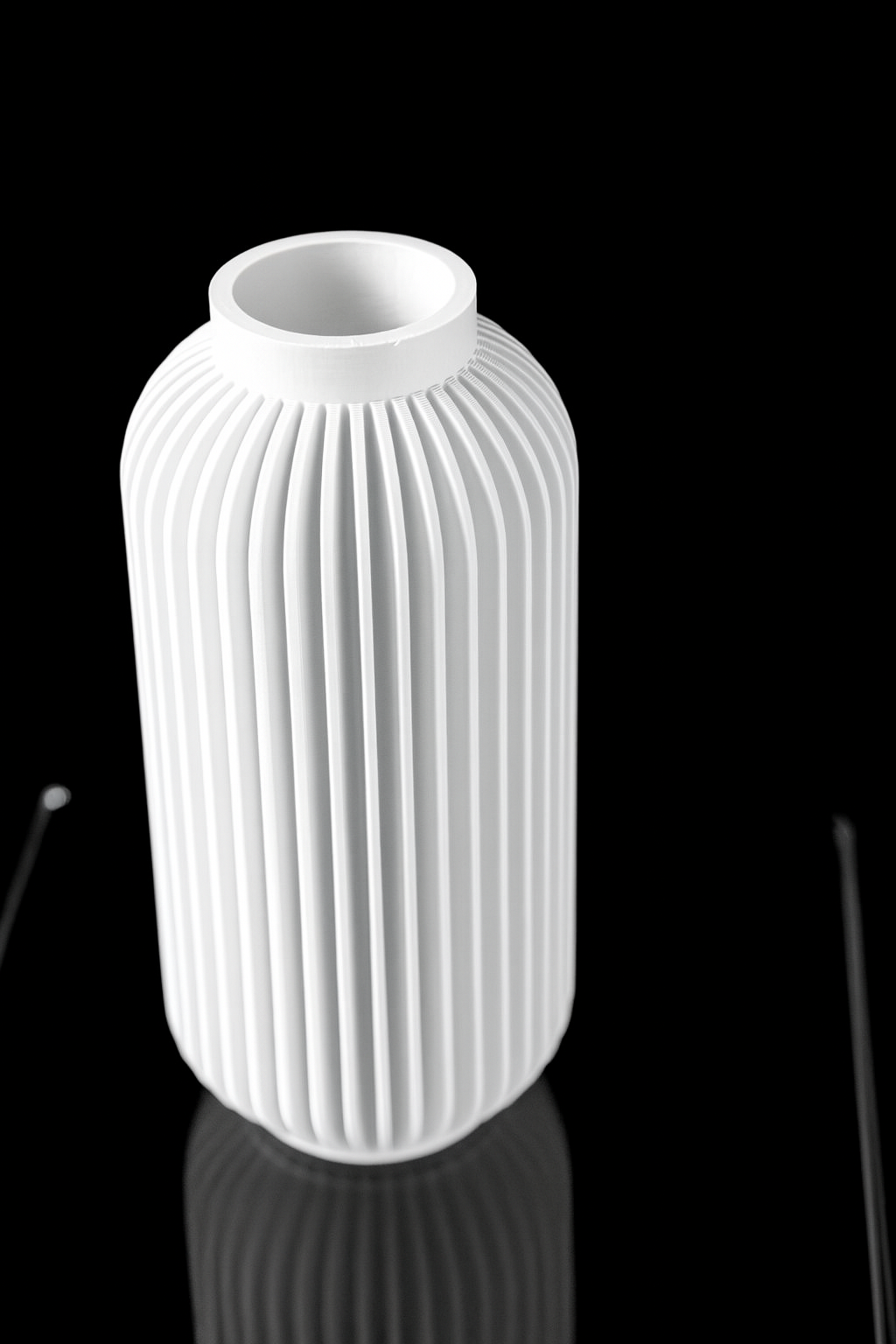 Caela Vase