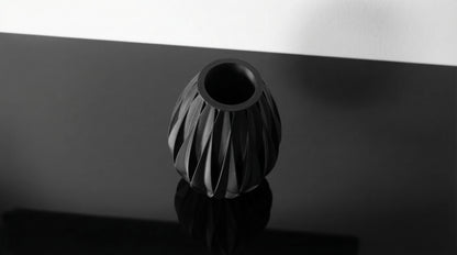 Nexa Vase