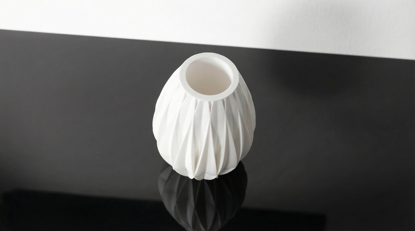 Nexa Vase
