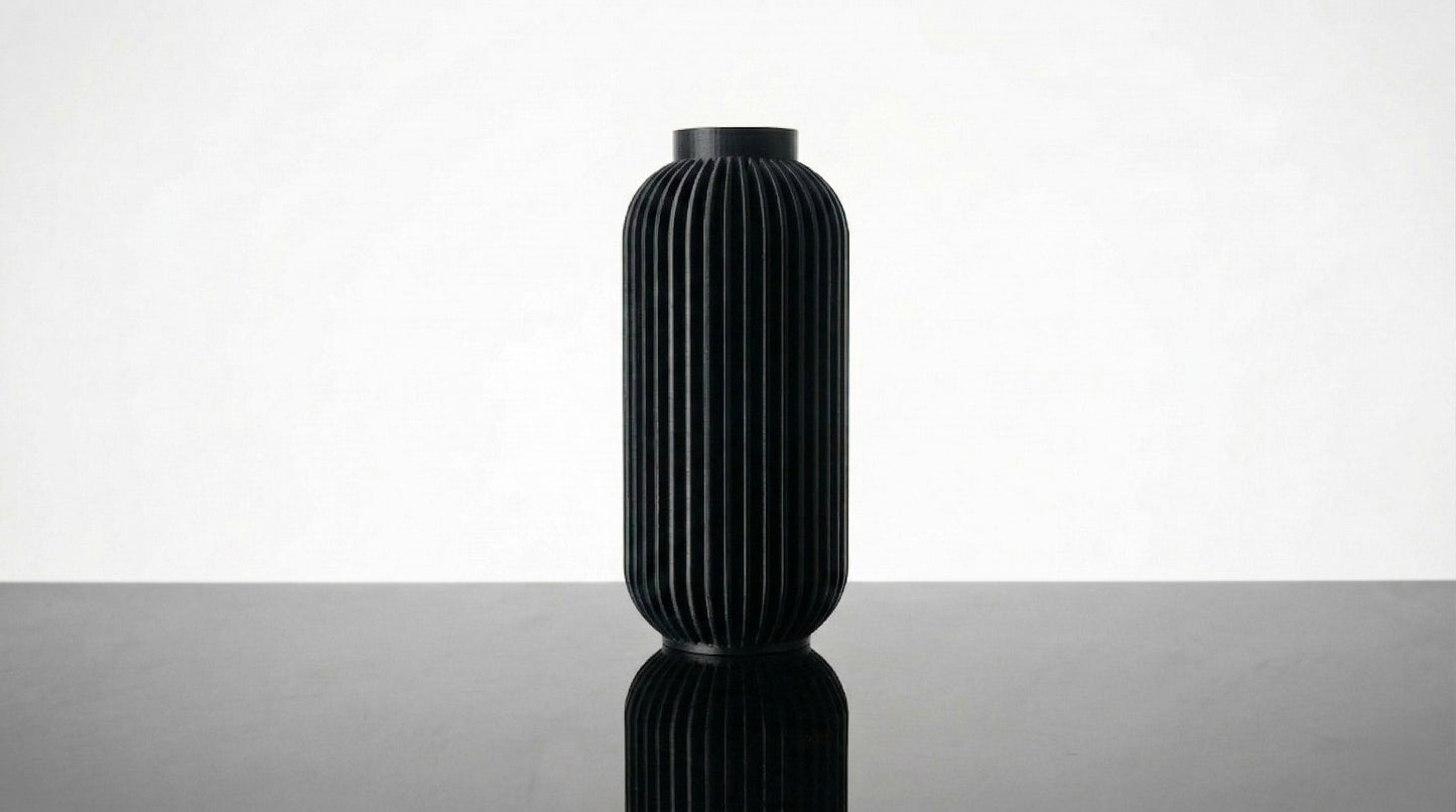 Caela Vase
