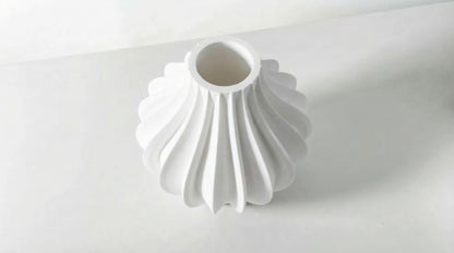 Noctis Vase