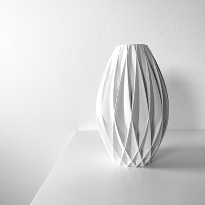 Nexa Vase